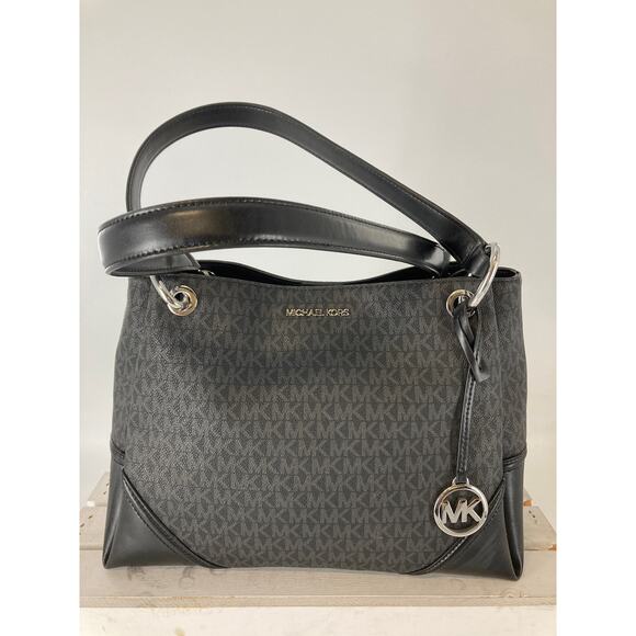 MICHAEL KORS, LARGE BLACK SIGNATURE  LEATHER SHOULDER BAG - Picture 2 of 16